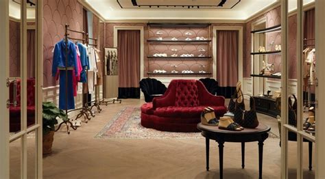 gucci napoli domenica|GUCCI .